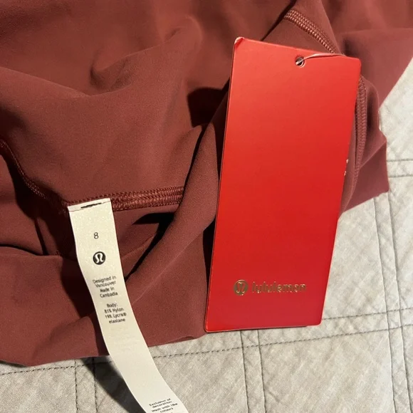 Lululemon Smoky Red Lunar New Year Align NWT sz 8 gold logo - Picture 6 of 7